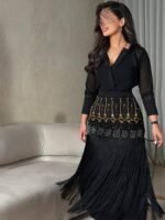 ⁦فستان مناسبات بتصميم أنثوي راقي بتطريز أنيق بلمسات لامعة⁩ - الصورة ⁦2⁩