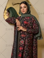 ⁦جلابية نسائية مطوية مطبوعة طويلة⁩ - الصورة ⁦6⁩