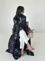 جلابية نسائية مطوية مفتوحة طويلة