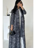 ⁦جلابية نسائية مطوية مطبوعة طويلة⁩ - الصورة ⁦2⁩