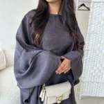 ⁦عباية نسائية واسعة بأكمام طويلة⁩ - الصورة ⁦2⁩