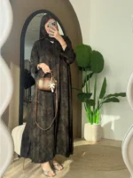 ⁦عباية نسائية مطبوعة فضفاضة طويلة⁩ - الصورة ⁦5⁩
