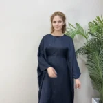 ⁦عباية نسائية واسعة بأكمام طويلة⁩ - الصورة ⁦3⁩