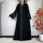 ⁦عباية نسائية مفتوحة بأكمام طويلة⁩ - الصورة ⁦3⁩